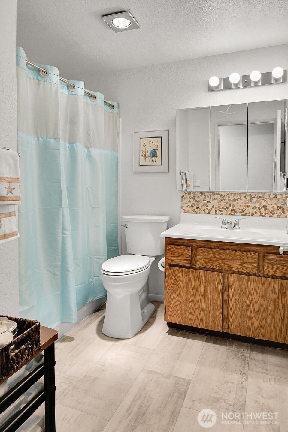 23005 Marine View Drive S, Des Moines, WA 98198-8466
