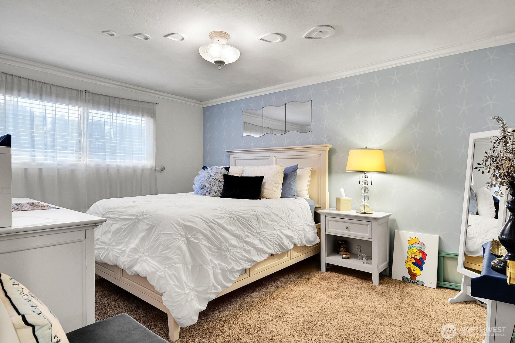 23005 Marine View Drive S, Des Moines, WA 98198-8466