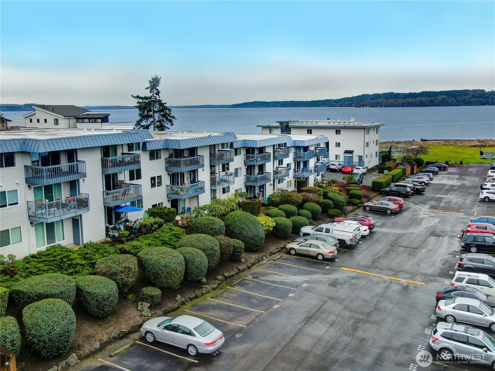 23005 Marine View Drive S, Des Moines, WA 98198-8466