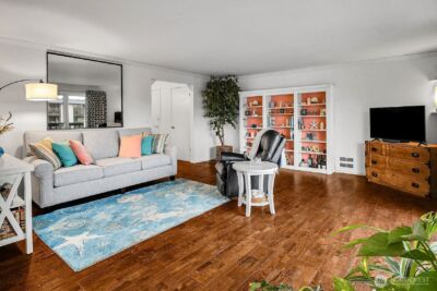 23005 Marine View Drive S, Des Moines, WA 98198-8466 - Photo 5