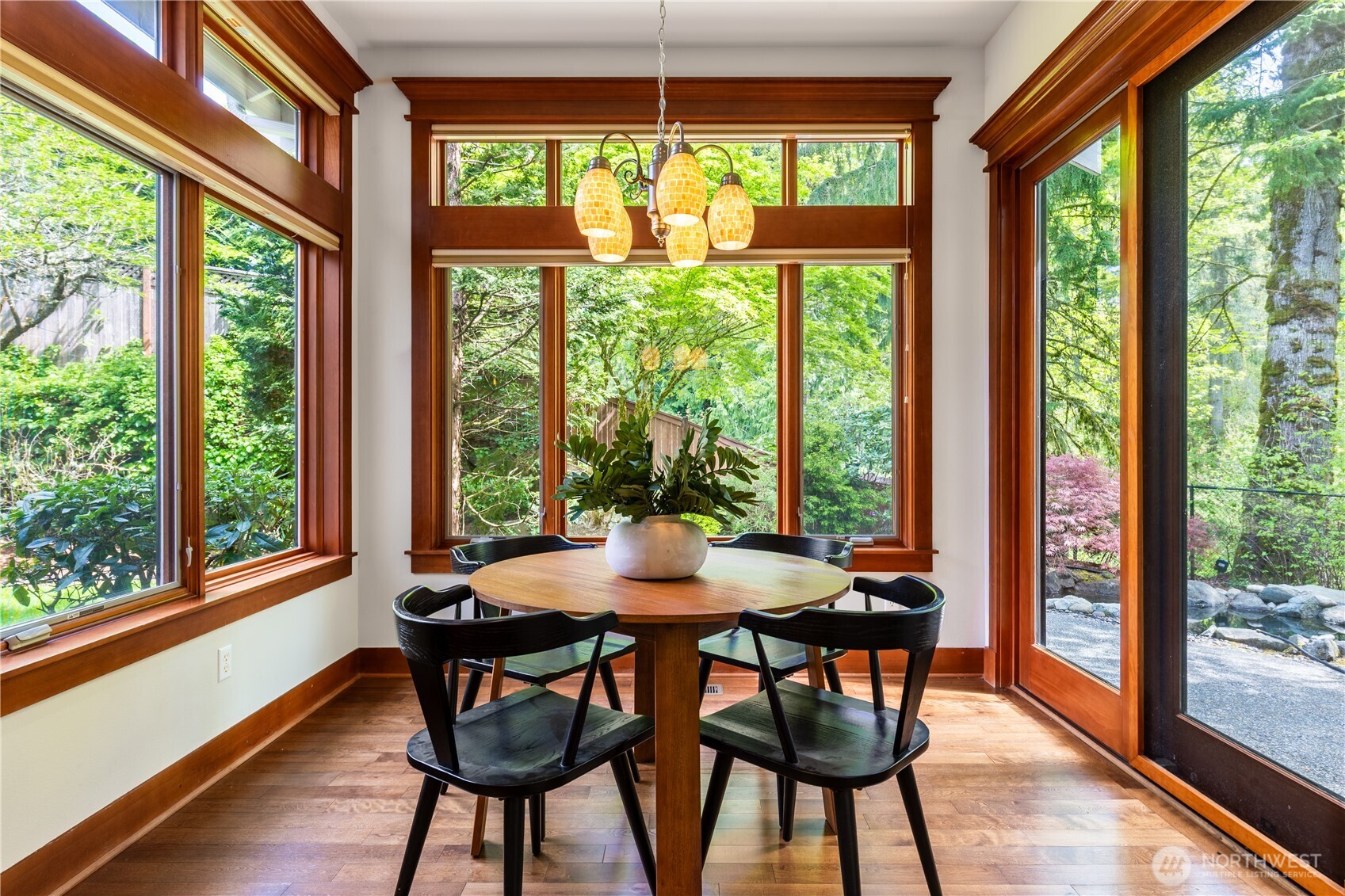 1408 29th Court NE, Issaquah, WA 98029