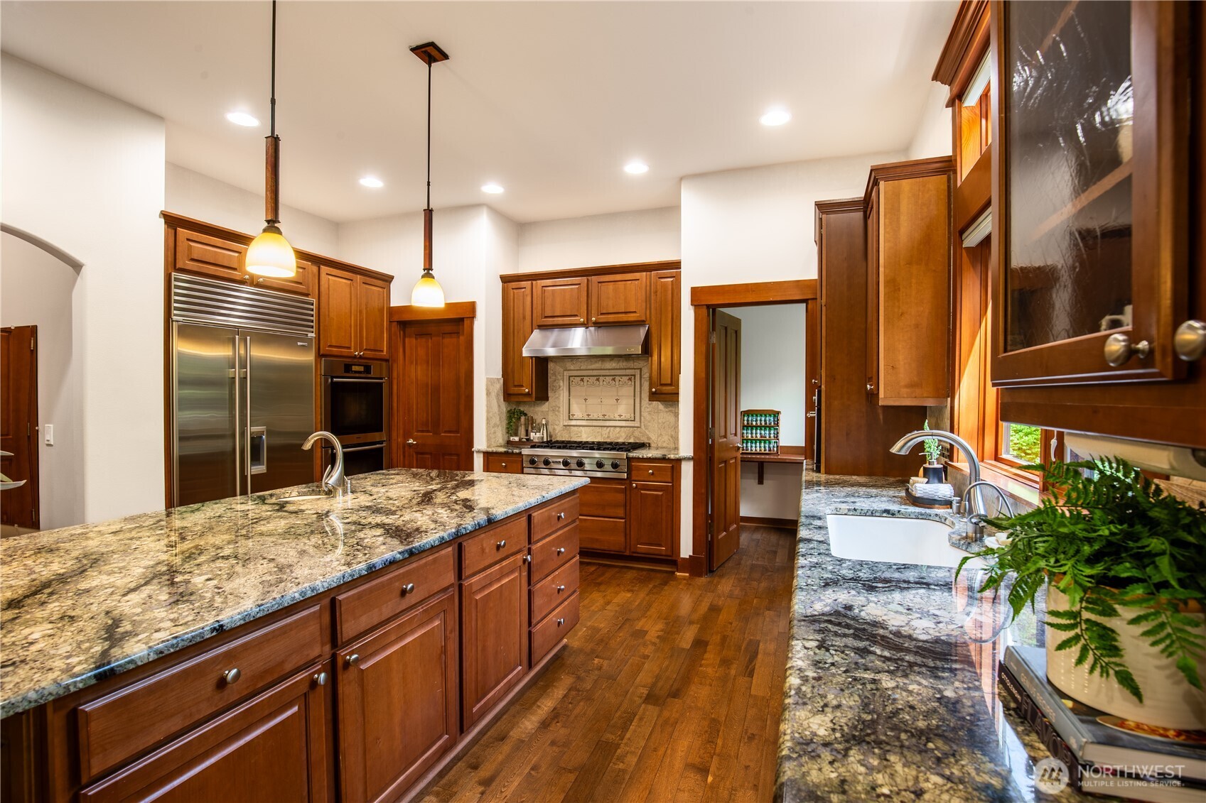 1408 29th Court NE, Issaquah, WA 98029
