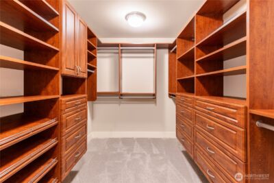 1408 29th Court NE, Issaquah, WA 98029 - Photo 2