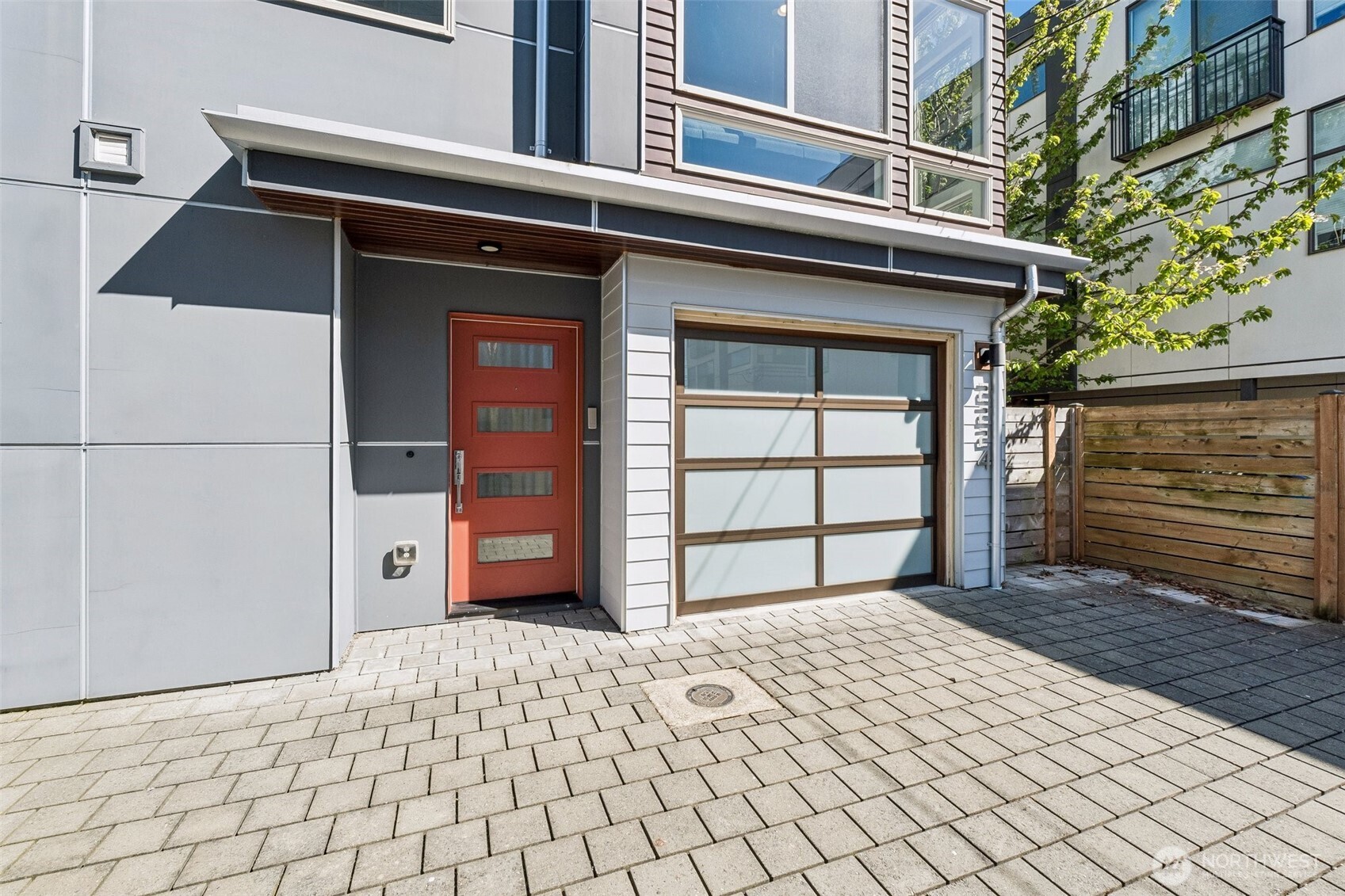 2224 NW 63rd Street , Seattle, WA 98107