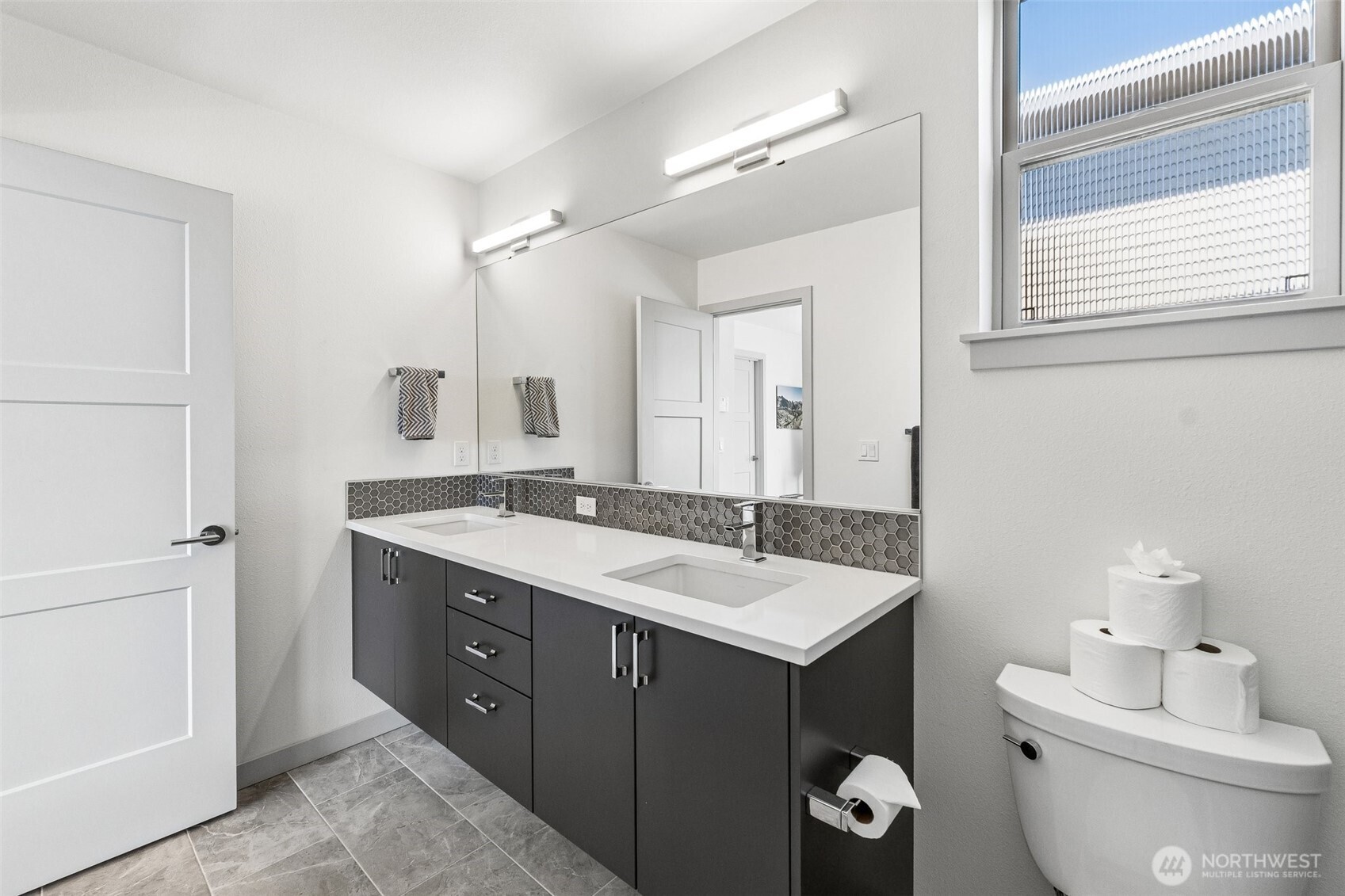 2224 NW 63rd Street , Seattle, WA 98107