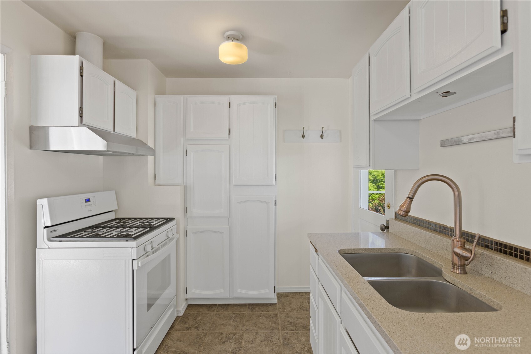 5442 35th Avenue SW, Seattle, WA 98126