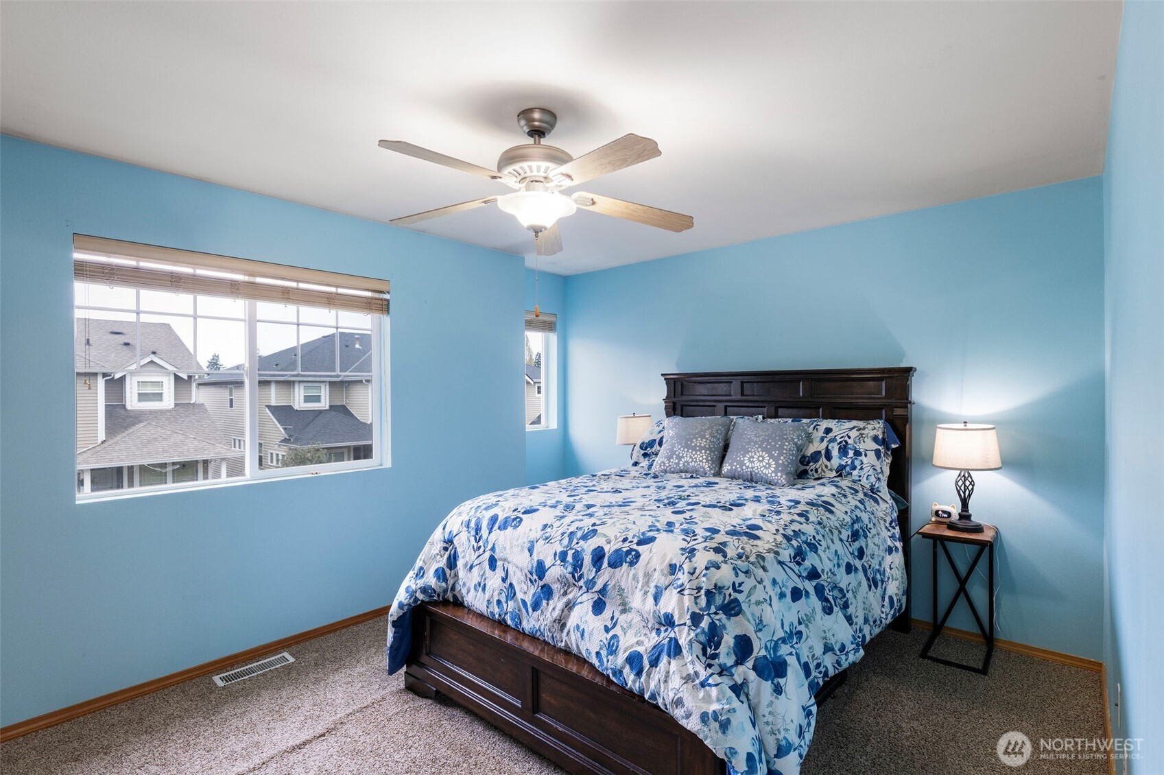 734 Glenmore Loop , Port Orchard, WA 98366