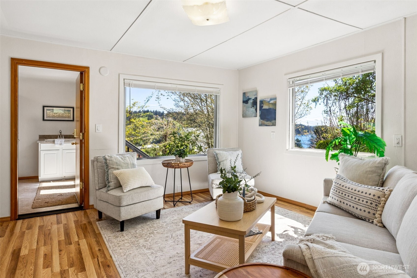 9226 Peacock Hill Avenue , Gig Harbor, WA 98332