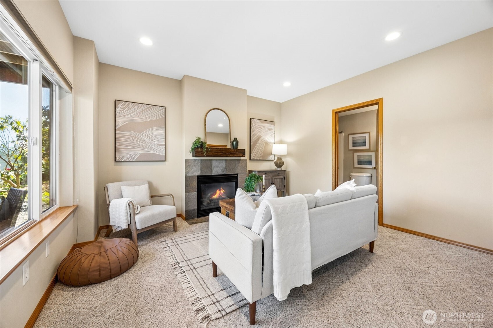 9226 Peacock Hill Avenue , Gig Harbor, WA 98332