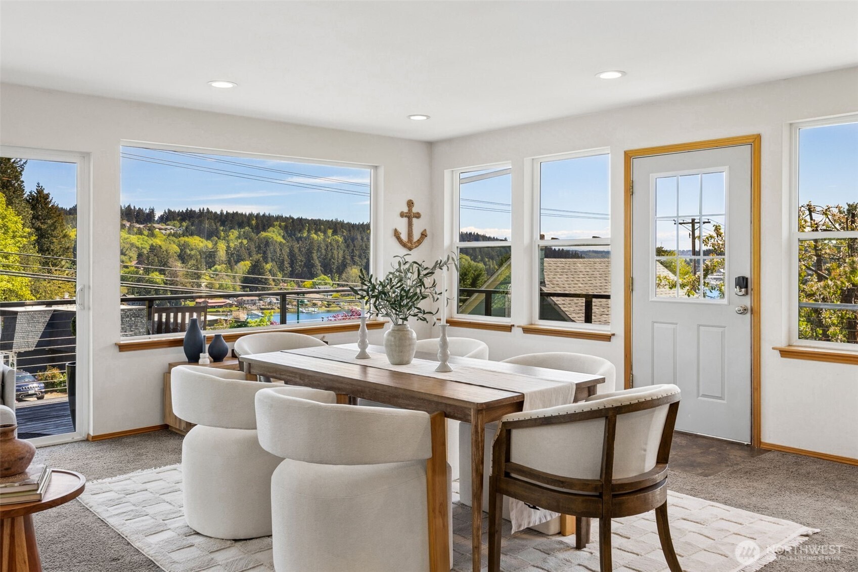 9226 Peacock Hill Avenue , Gig Harbor, WA 98332