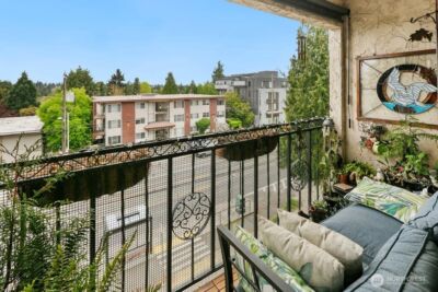 9710 Greenwood Avenue N #303, Seattle, WA 98103-3031 - Photo 20