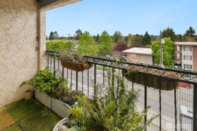 9710 Greenwood Avenue N #303, Seattle, WA 98103-3031 - Photo 21