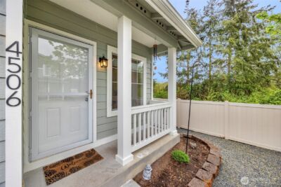 4506 148th Street NE, Marysville, WA 98271 - Photo 3