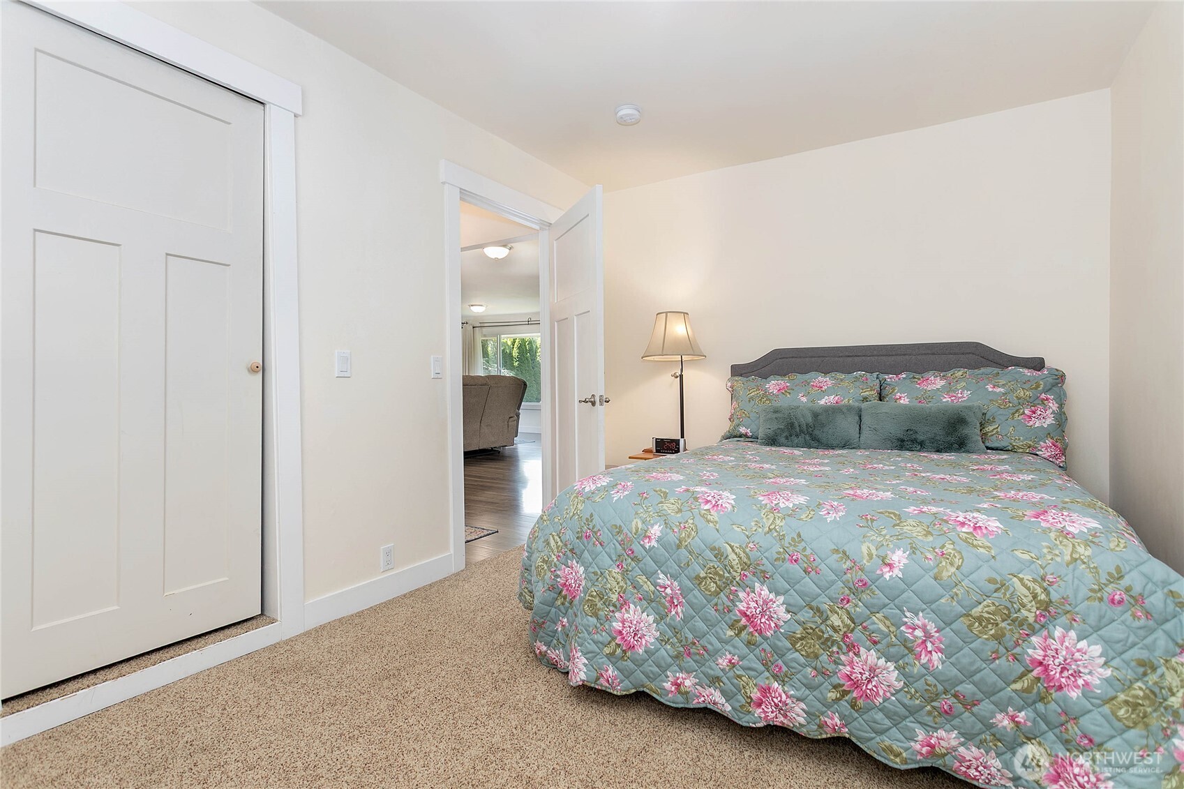 997 W Larson Road , Bellingham, WA 98226