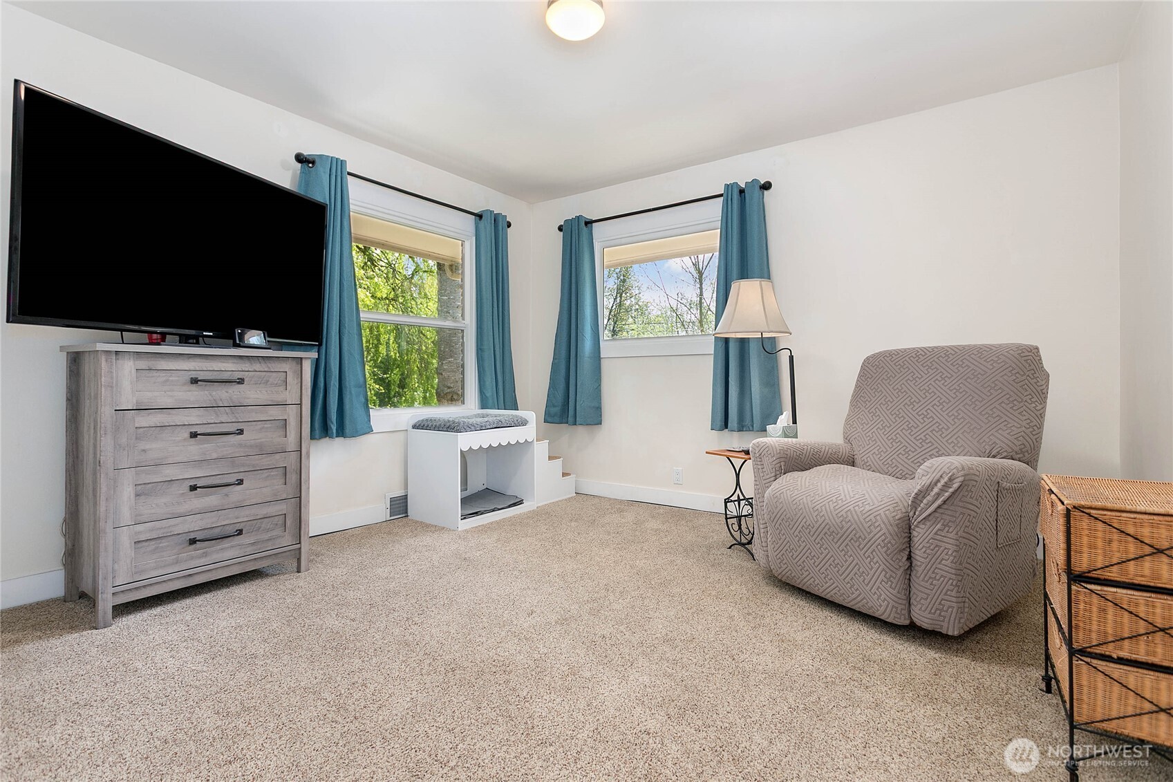 997 W Larson Road , Bellingham, WA 98226