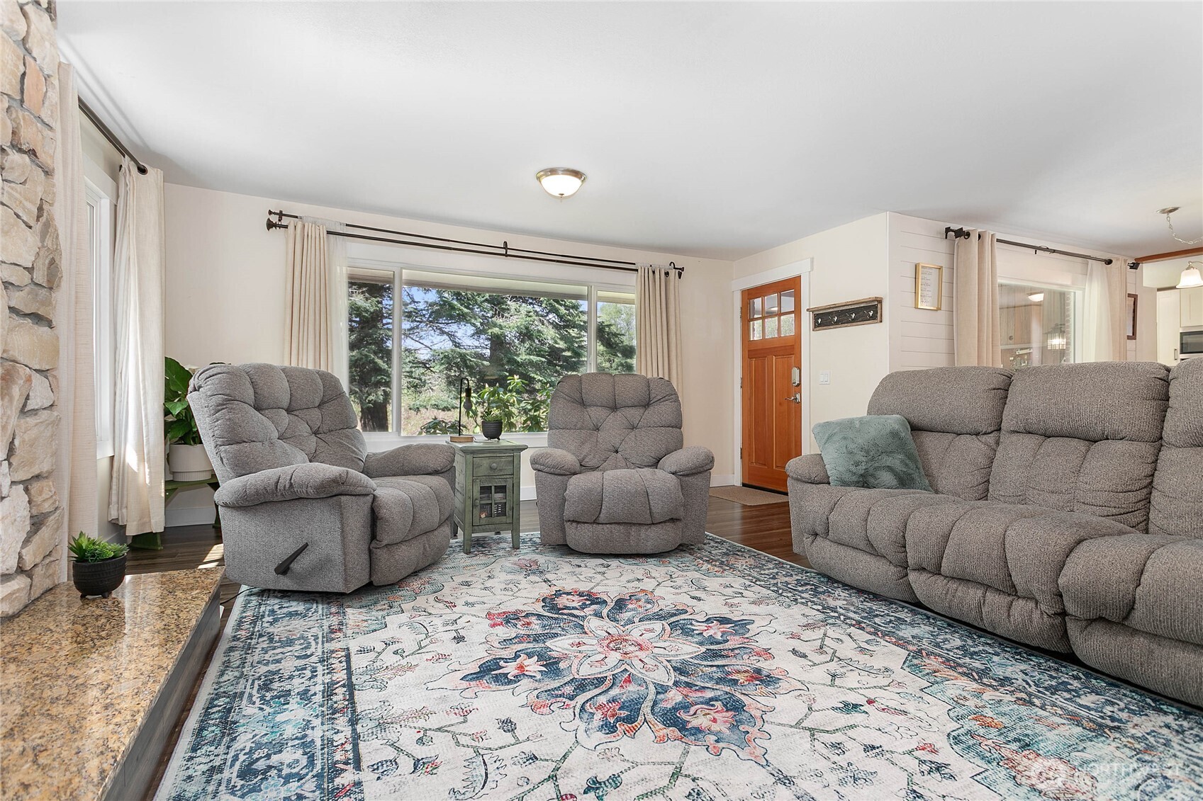 997 W Larson Road , Bellingham, WA 98226