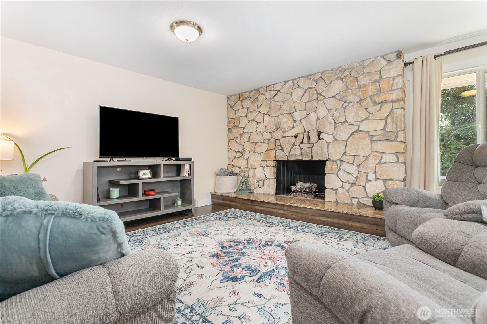 997 W Larson Road , Bellingham, WA 98226