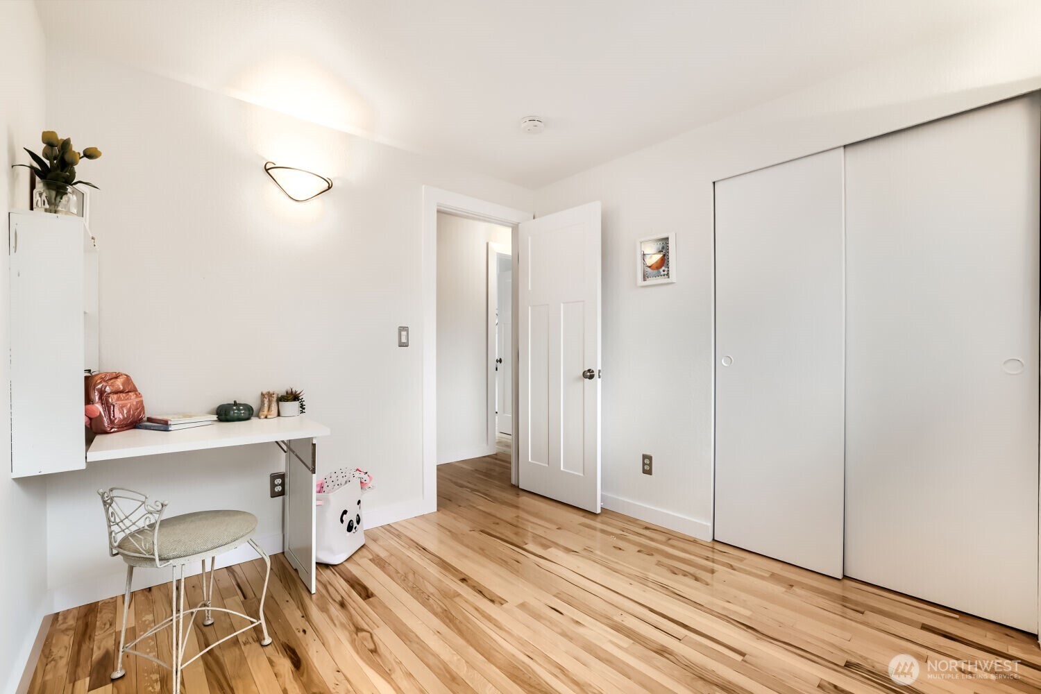 22414 18th Avenue SE, Bothell, WA 98021