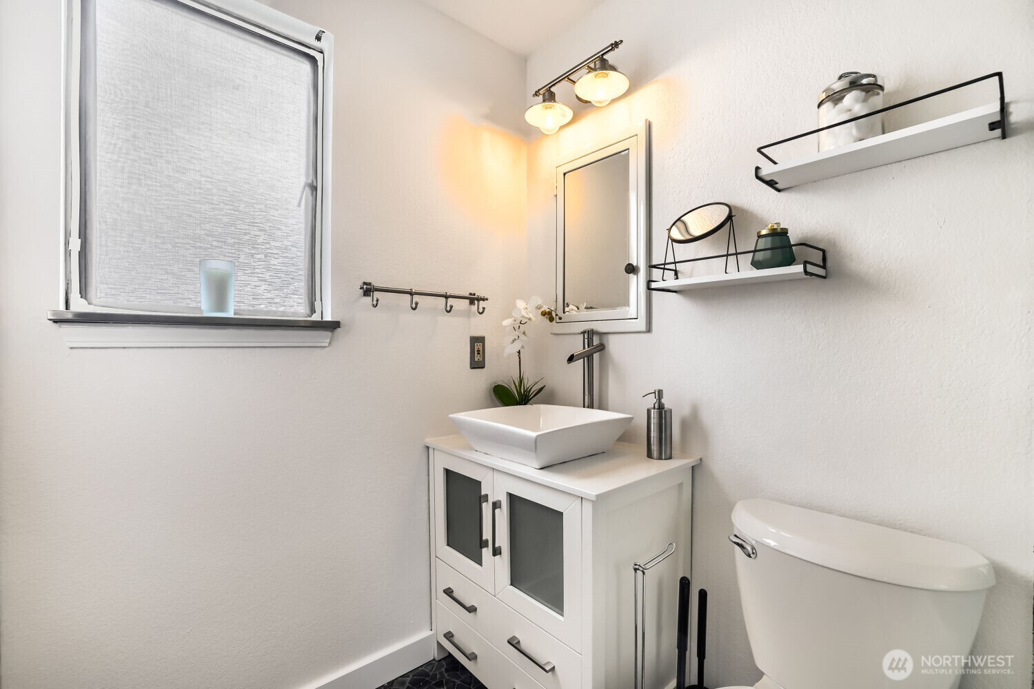 22414 18th Avenue SE, Bothell, WA 98021