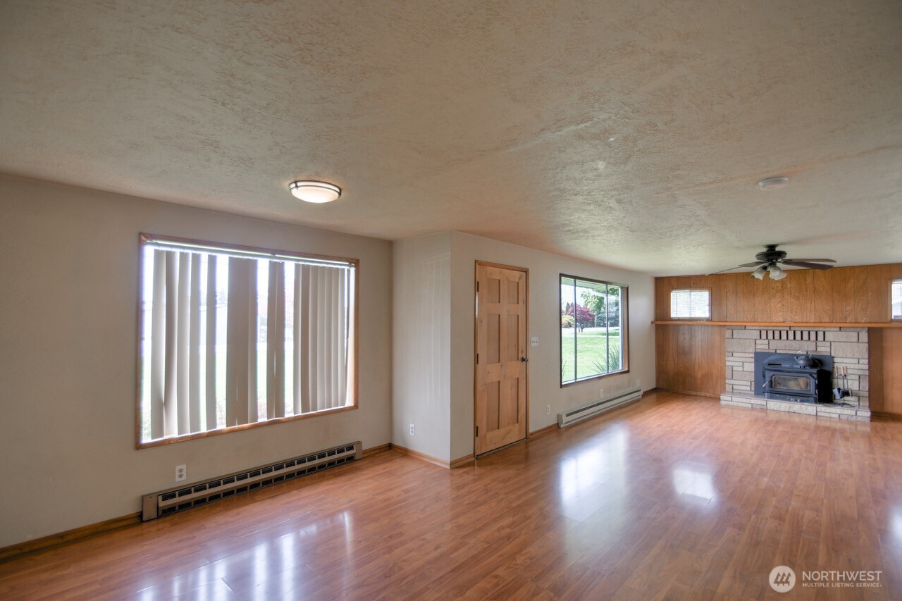 1579 Bishop Road , Chehalis, WA 98532