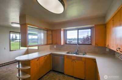 1579 Bishop Road , Chehalis, WA 98532 - Photo 2