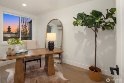 4406 1st Avenue NE, Seattle, WA 98105 - Photo 7