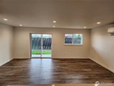 1012 Peach Road #A & B, Winlock, WA 98596 - Photo 7