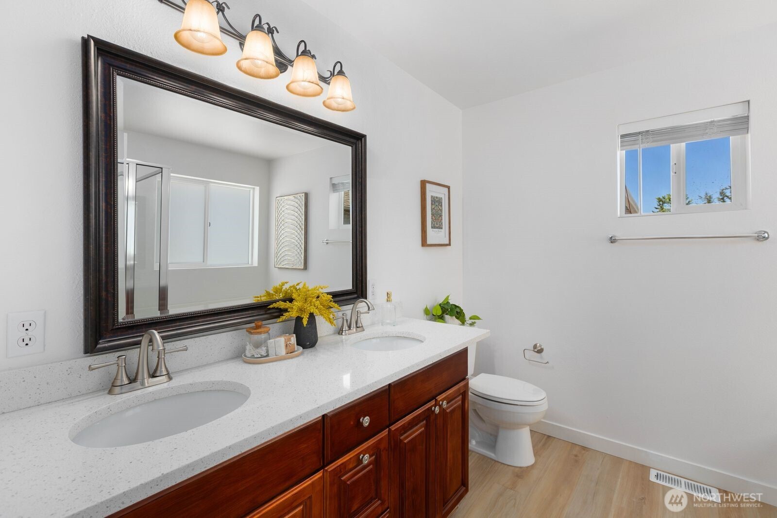 33824 SE Tibbits Street , Snoqualmie, WA 98065