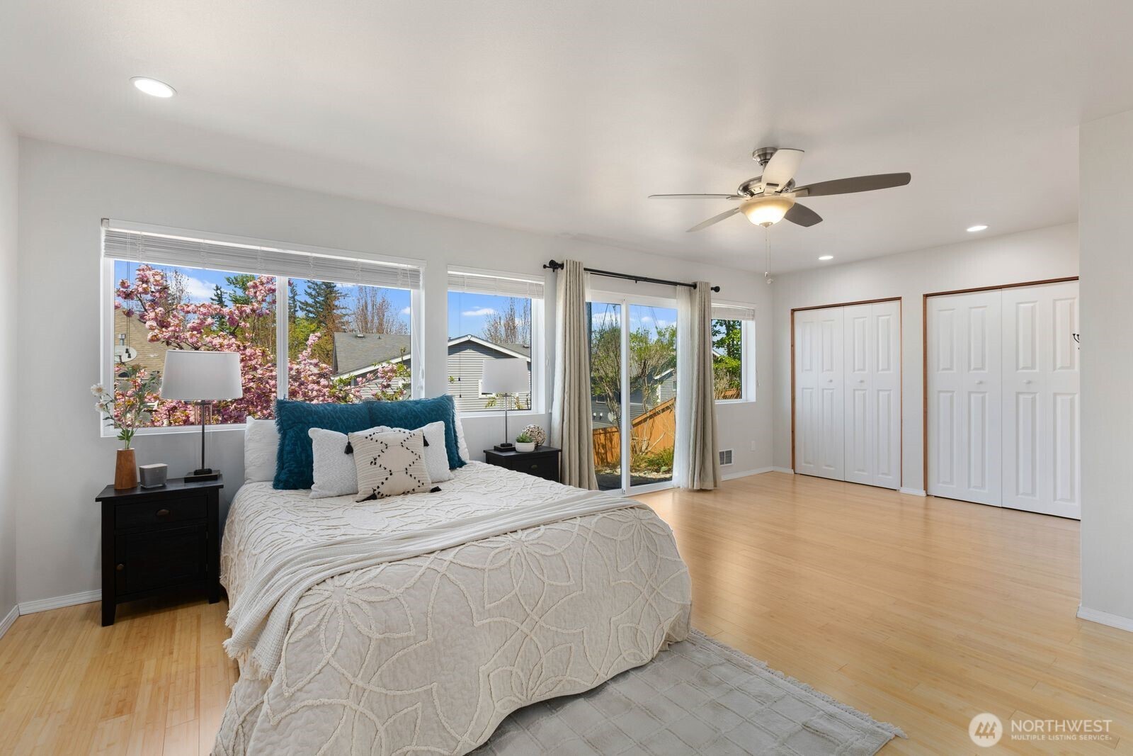 33824 SE Tibbits Street , Snoqualmie, WA 98065