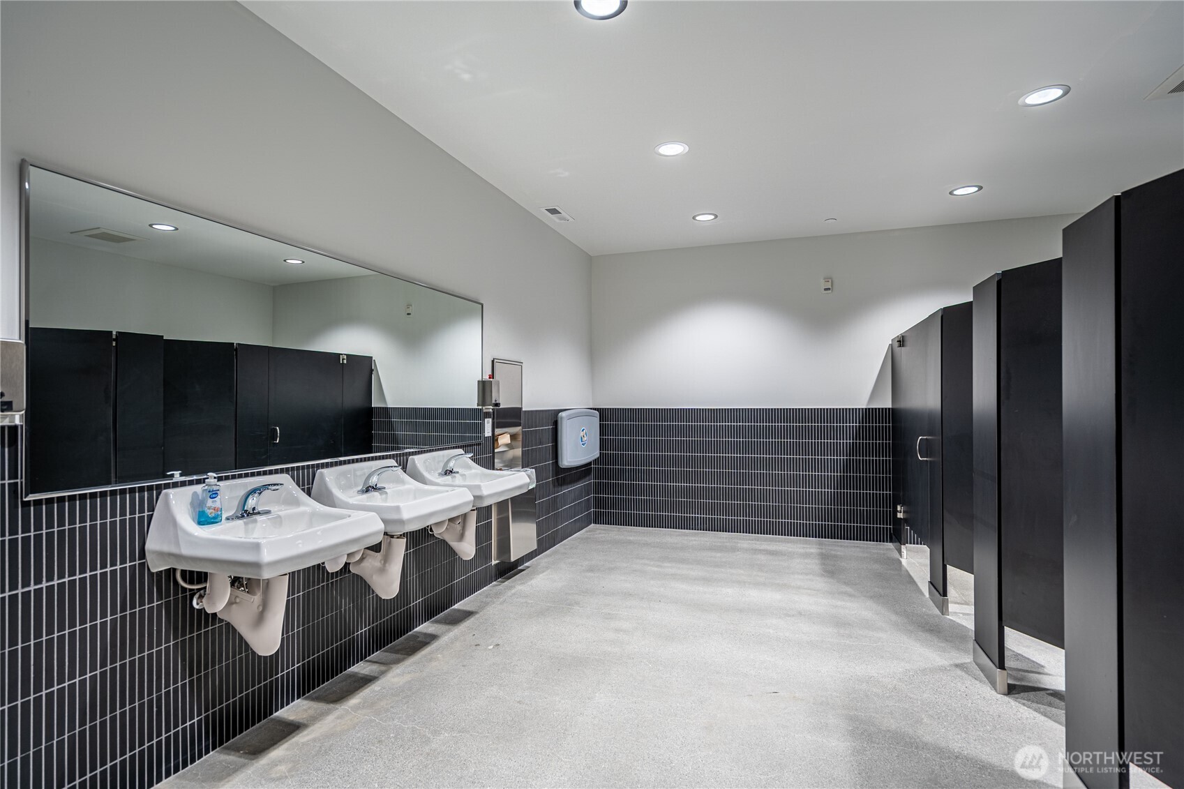 503 E Highland Avenue #218, Chelan, WA 98816