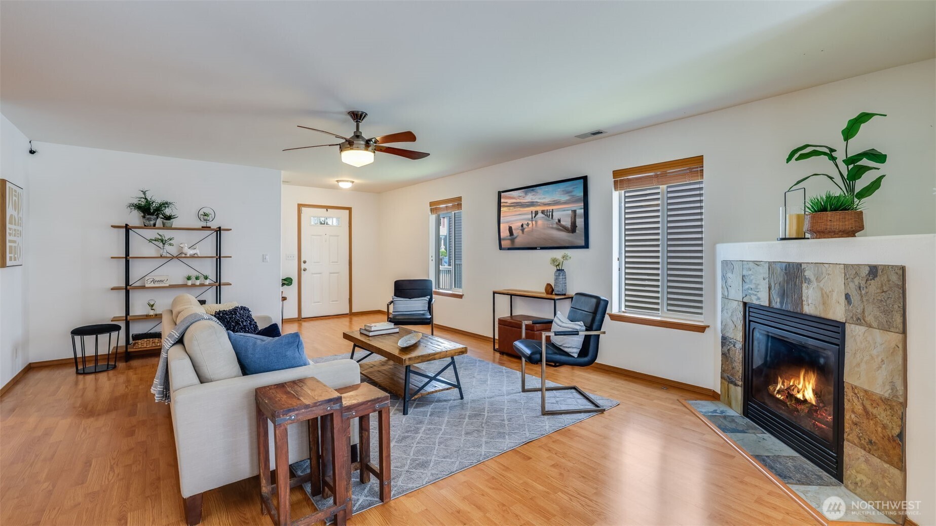 28843 213th Court SE, Kent, WA 98042