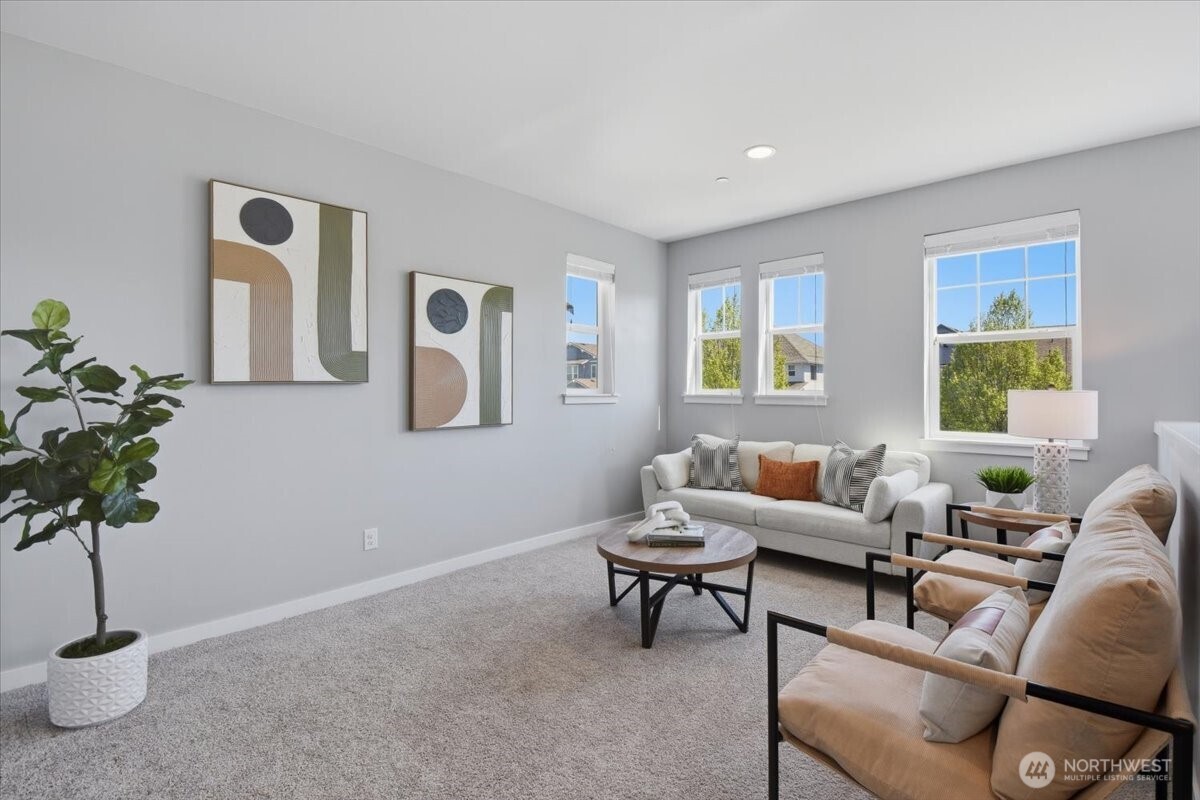 9125 Satterlee Avenue SE, Snoqualmie, WA 98065