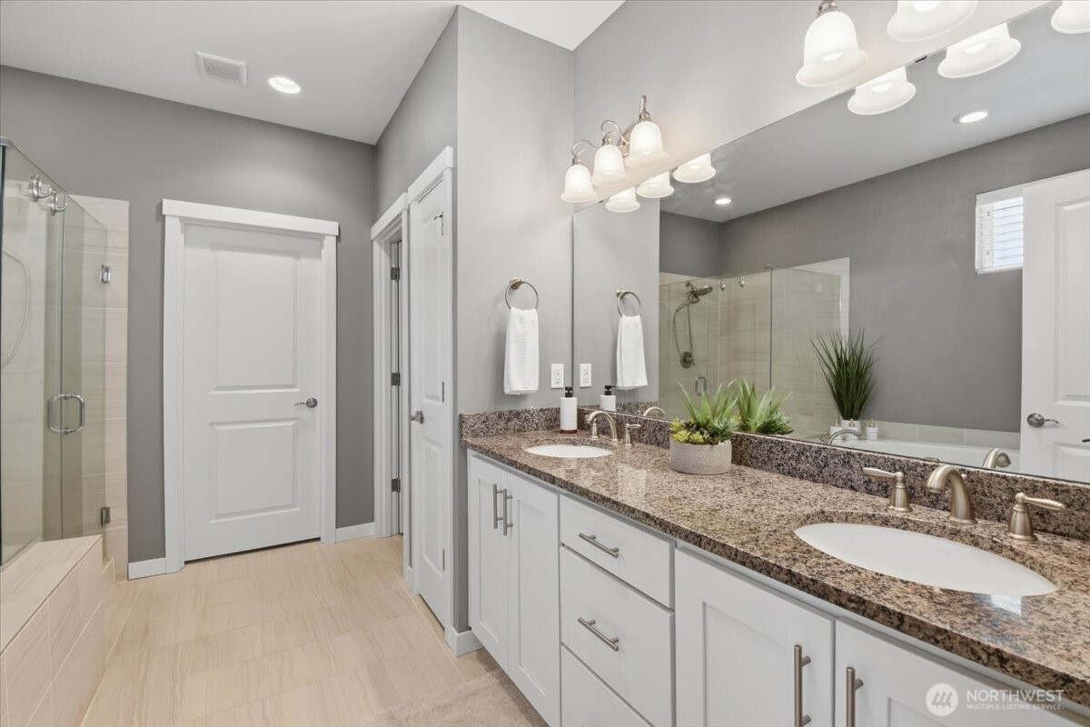 9125 Satterlee Avenue SE, Snoqualmie, WA 98065