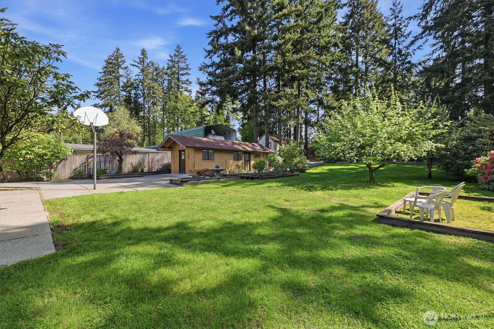 7032 132nd Avenue NE, Kirkland, WA 98033