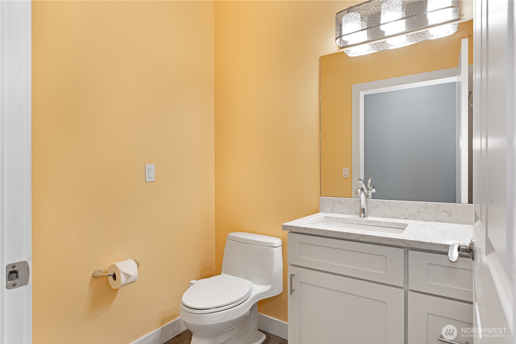 1253 Beach Drive E, Port Orchard, WA 98366