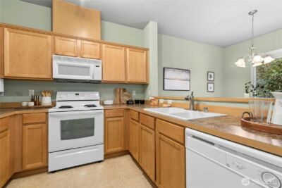 14915 38th Dr SE #II1033, Bothell, WA 98012 - Photo 8