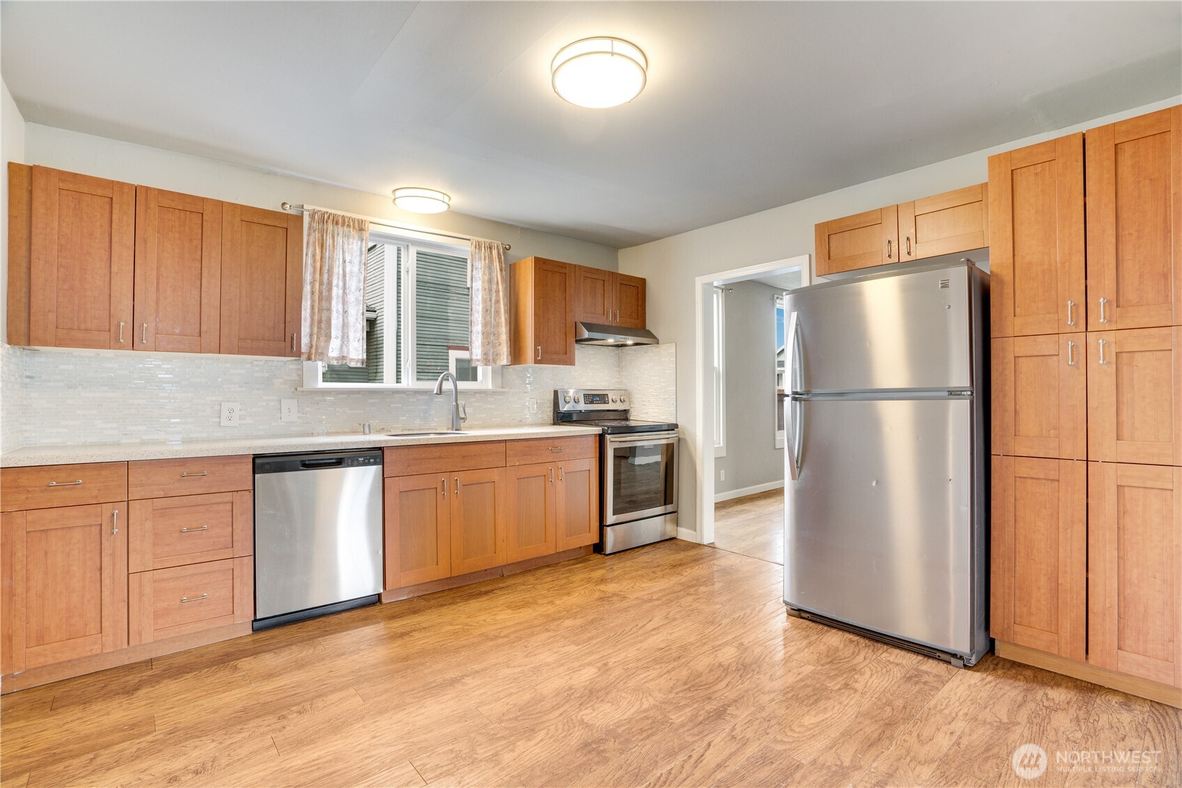 5414 S Pine Street , Tacoma, WA 98409