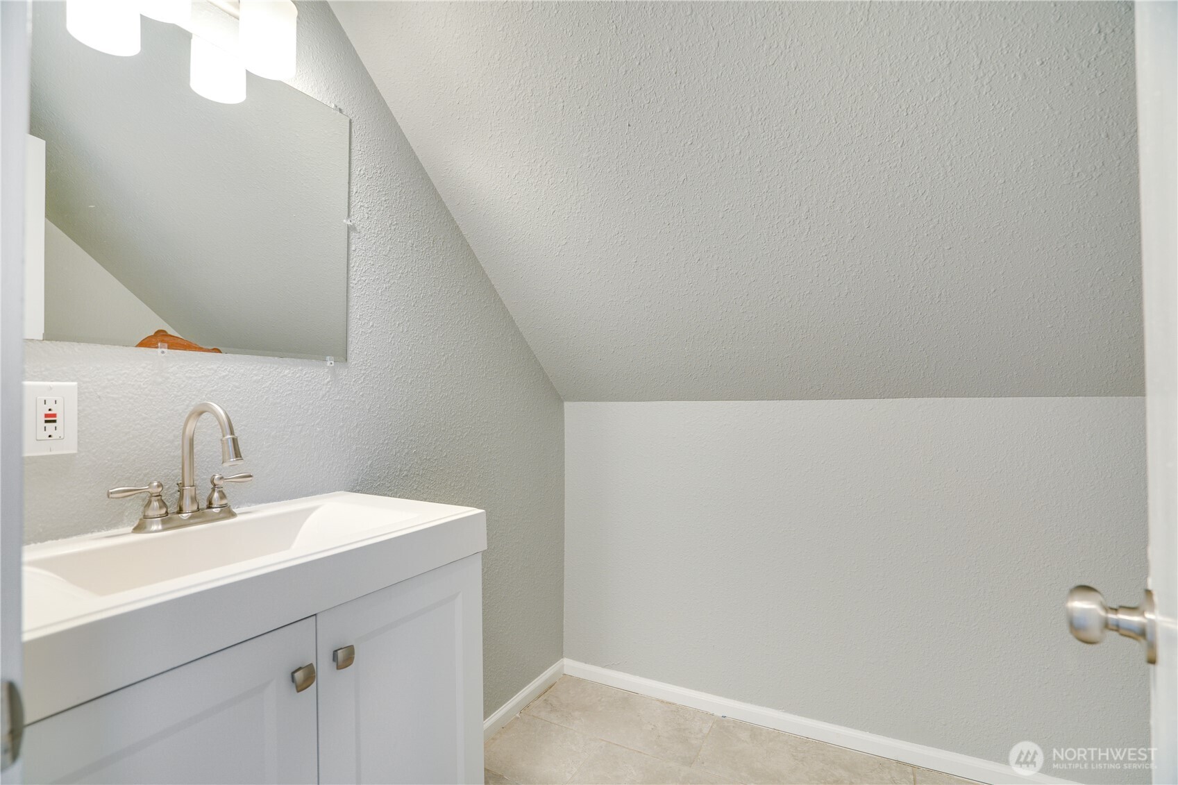 5414 S Pine Street , Tacoma, WA 98409