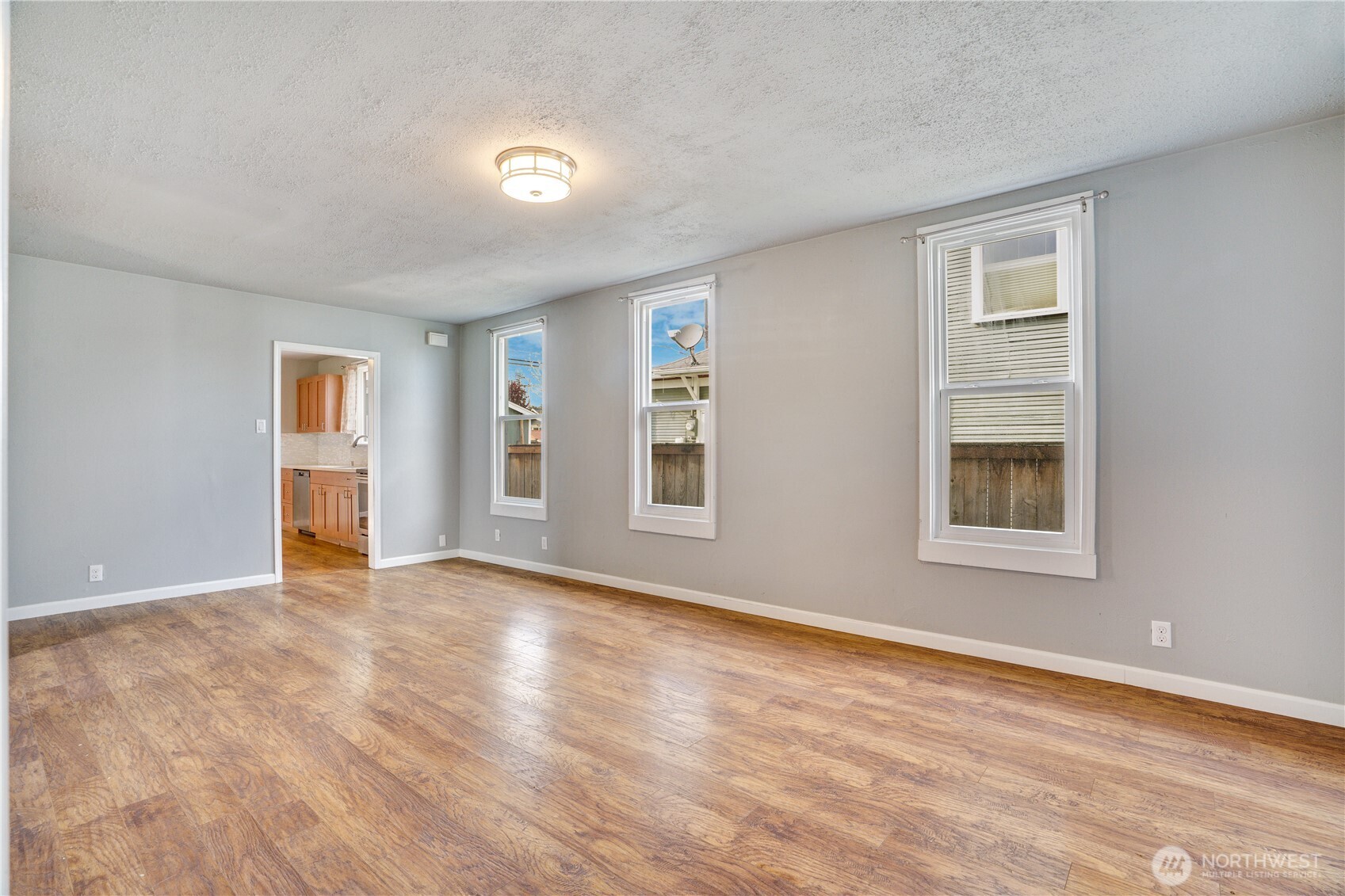 5414 S Pine Street , Tacoma, WA 98409