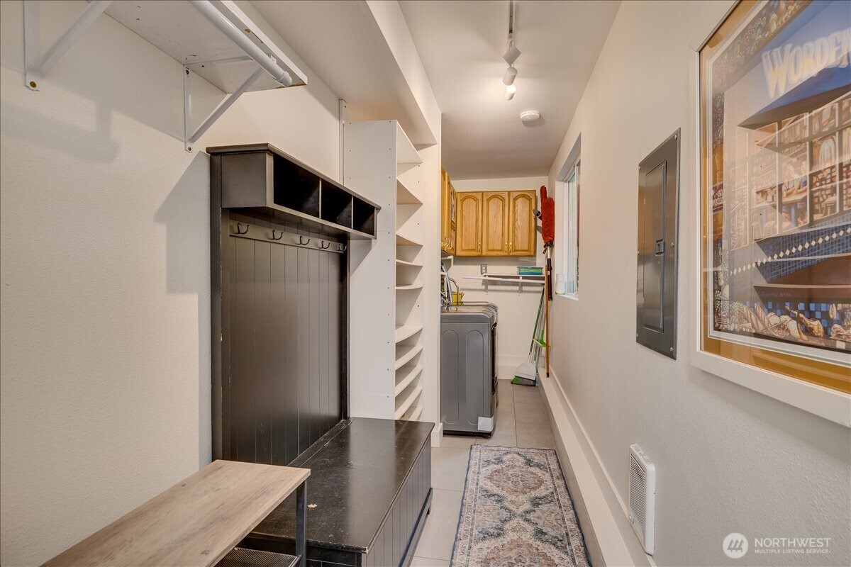 1109 Lewis Lane SE, Issaquah, WA 98027