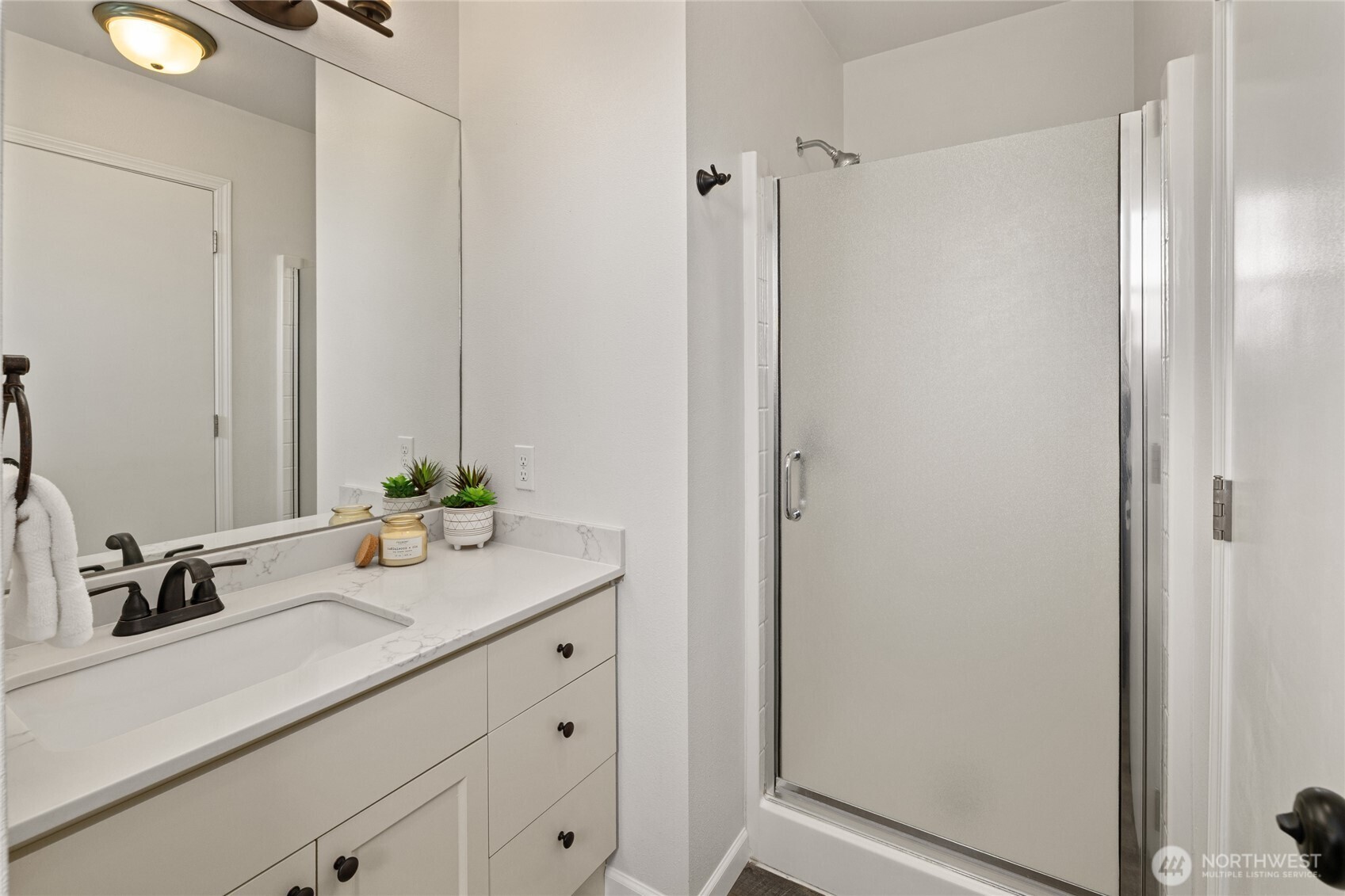 1702 E Hobert Avenue , Ellensburg, WA 98926