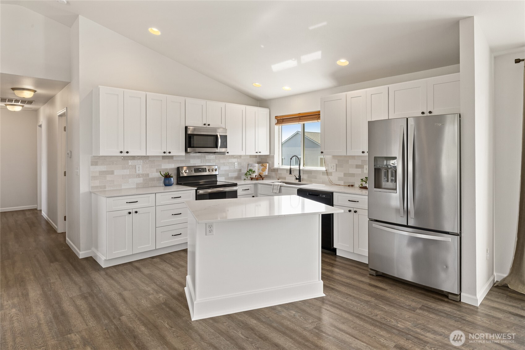 1702 E Hobert Avenue , Ellensburg, WA 98926