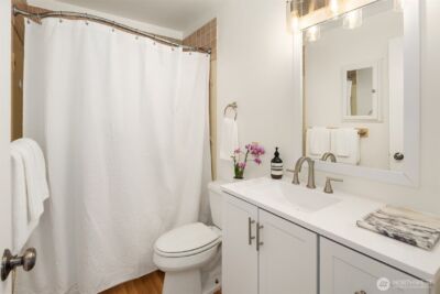 2524 Boyer Avenue E #446, Seattle, WA 98102 - Photo 24