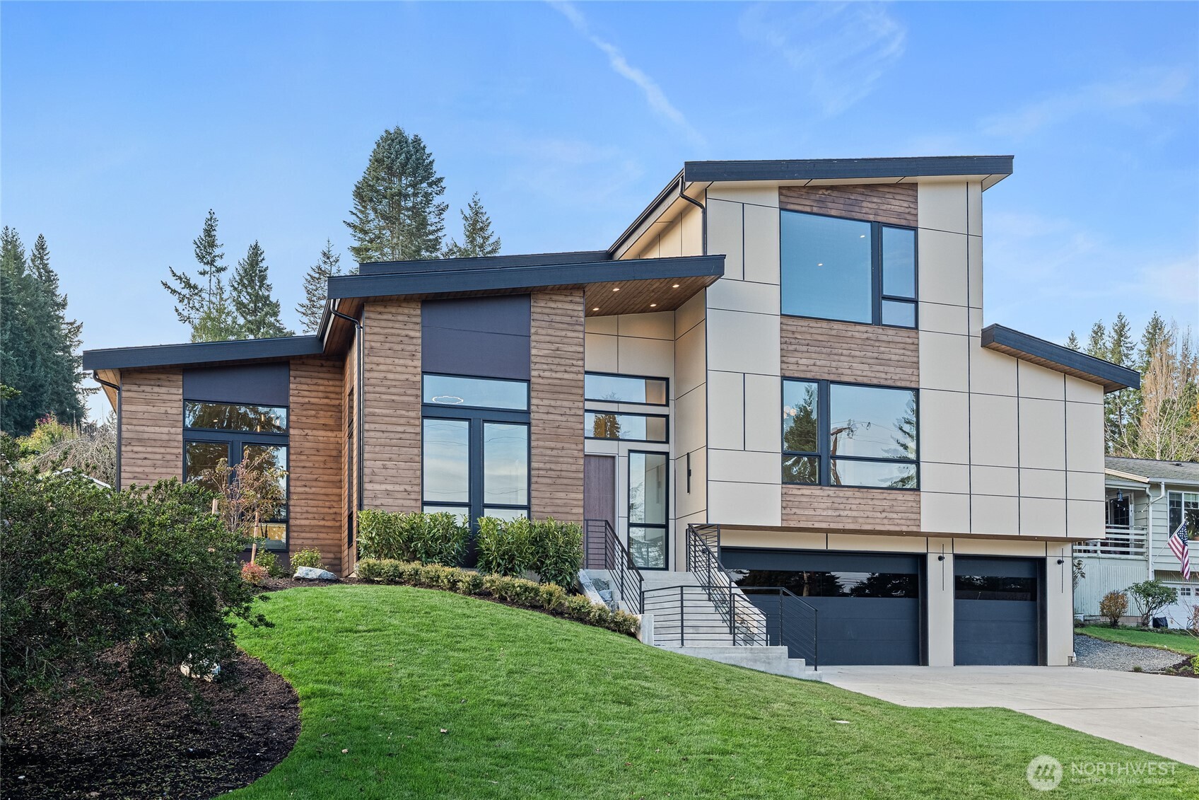 2423 129th Avenue SE, Bellevue, WA 98005