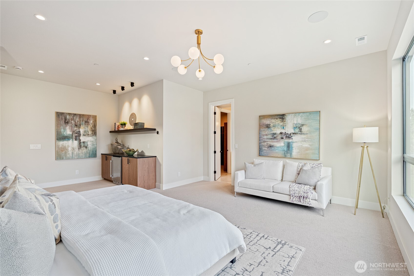 2423 129th Avenue SE, Bellevue, WA 98005