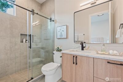 2423 129th Avenue SE, Bellevue, WA 98005 - Photo 22