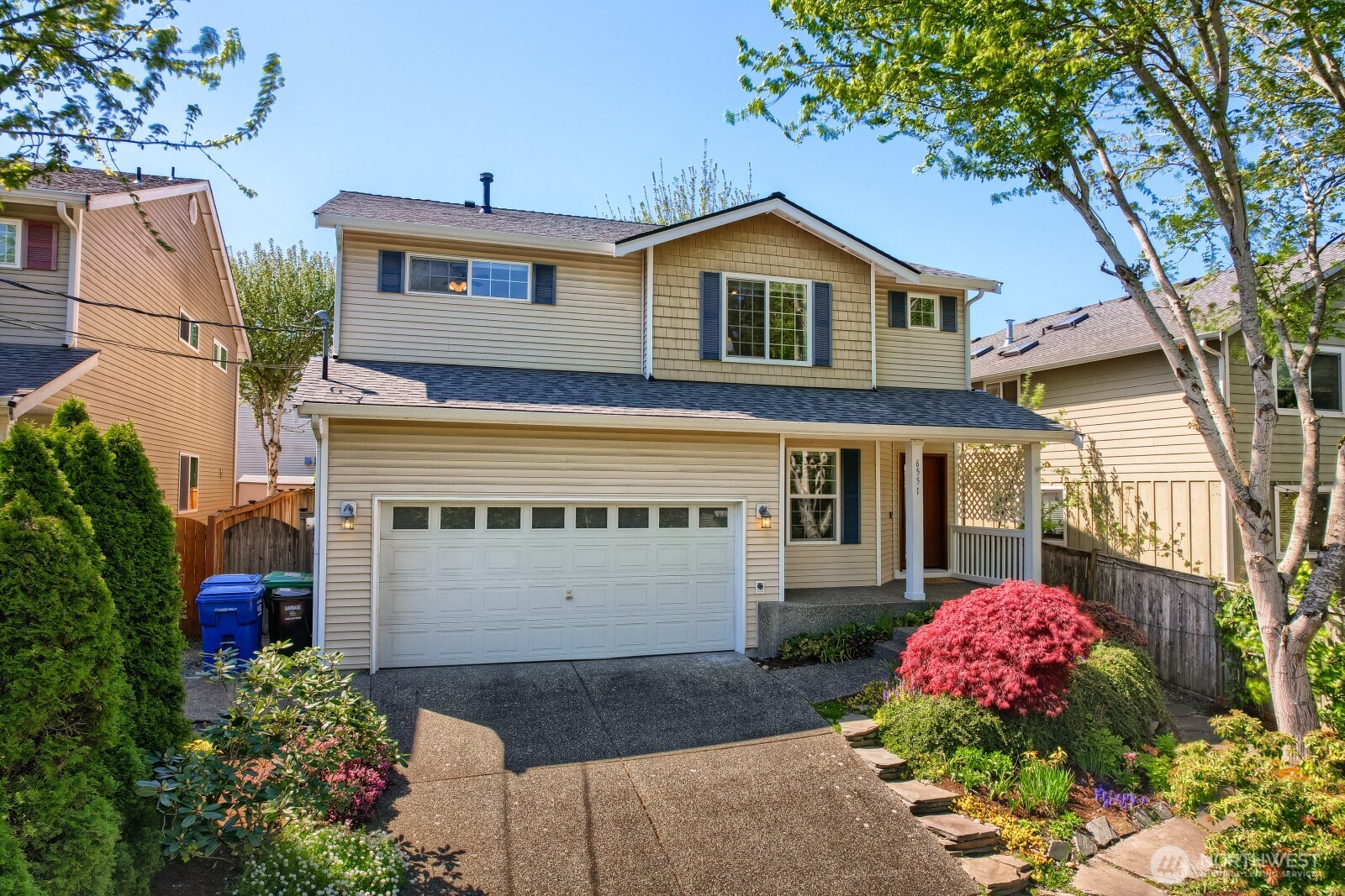 6551 17th Avenue SW, Seattle, WA 98106