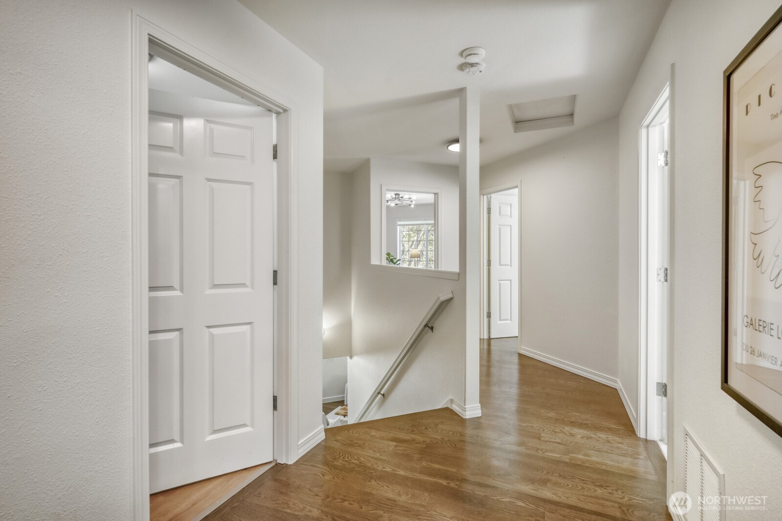 6551 17th Avenue SW, Seattle, WA 98106