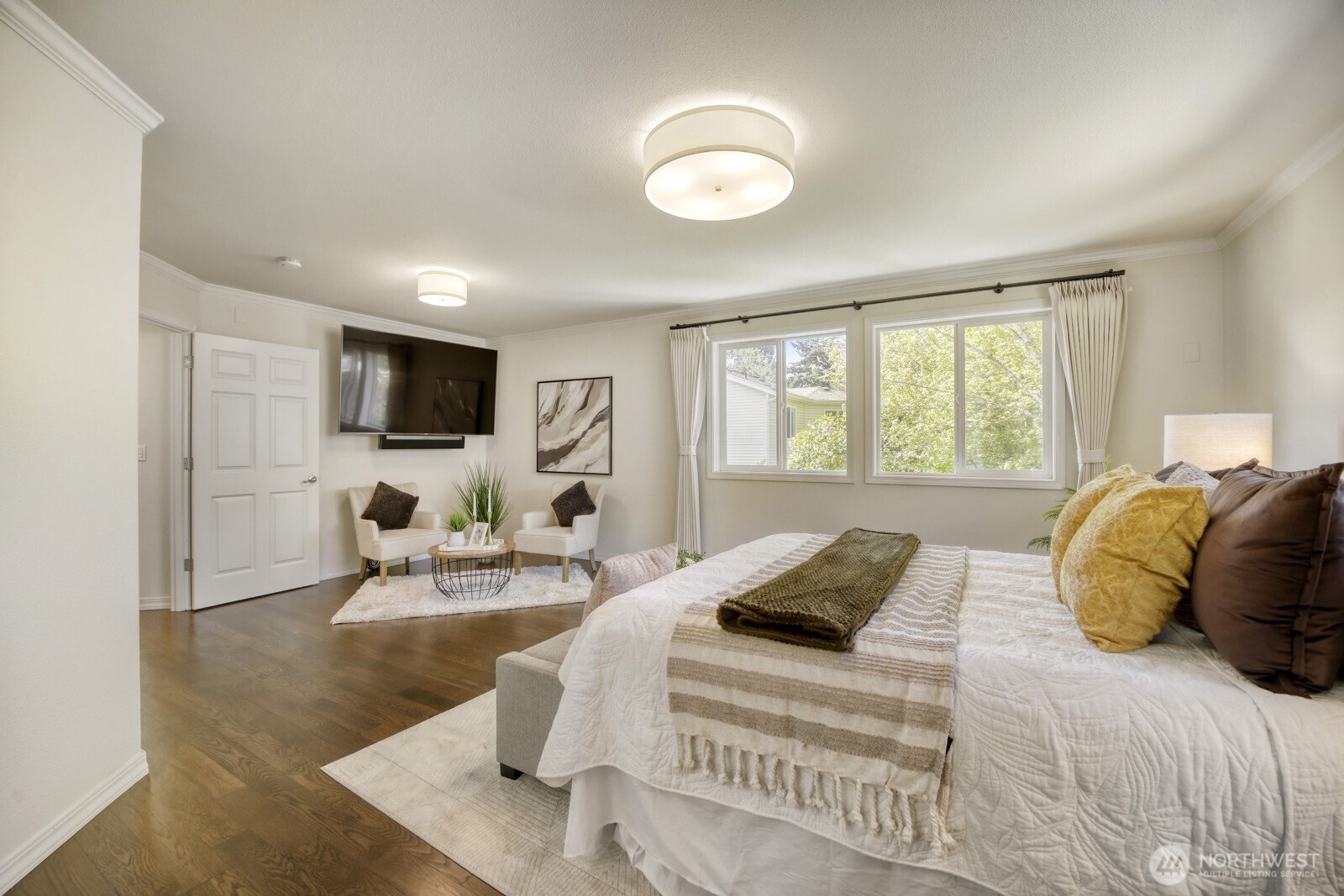 6551 17th Avenue SW, Seattle, WA 98106