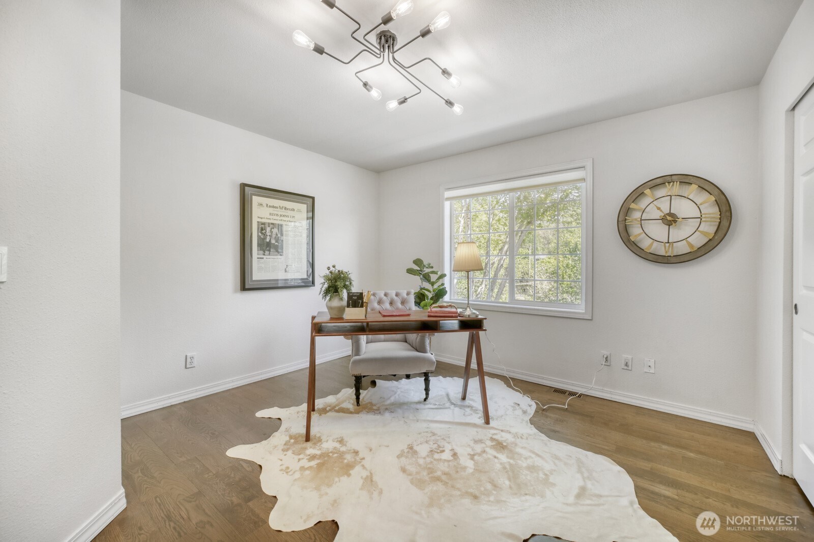 6551 17th Avenue SW, Seattle, WA 98106